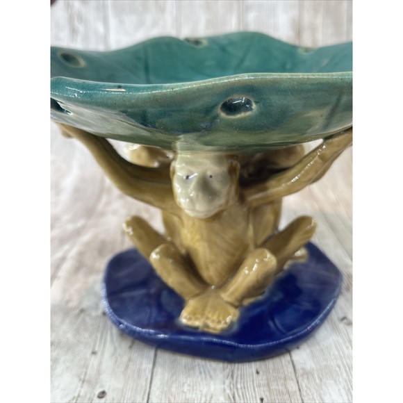 Majolica 3 Monkeys Holding Bowl Dish Centerpiece Large Great Condition - Picture 6 of 16